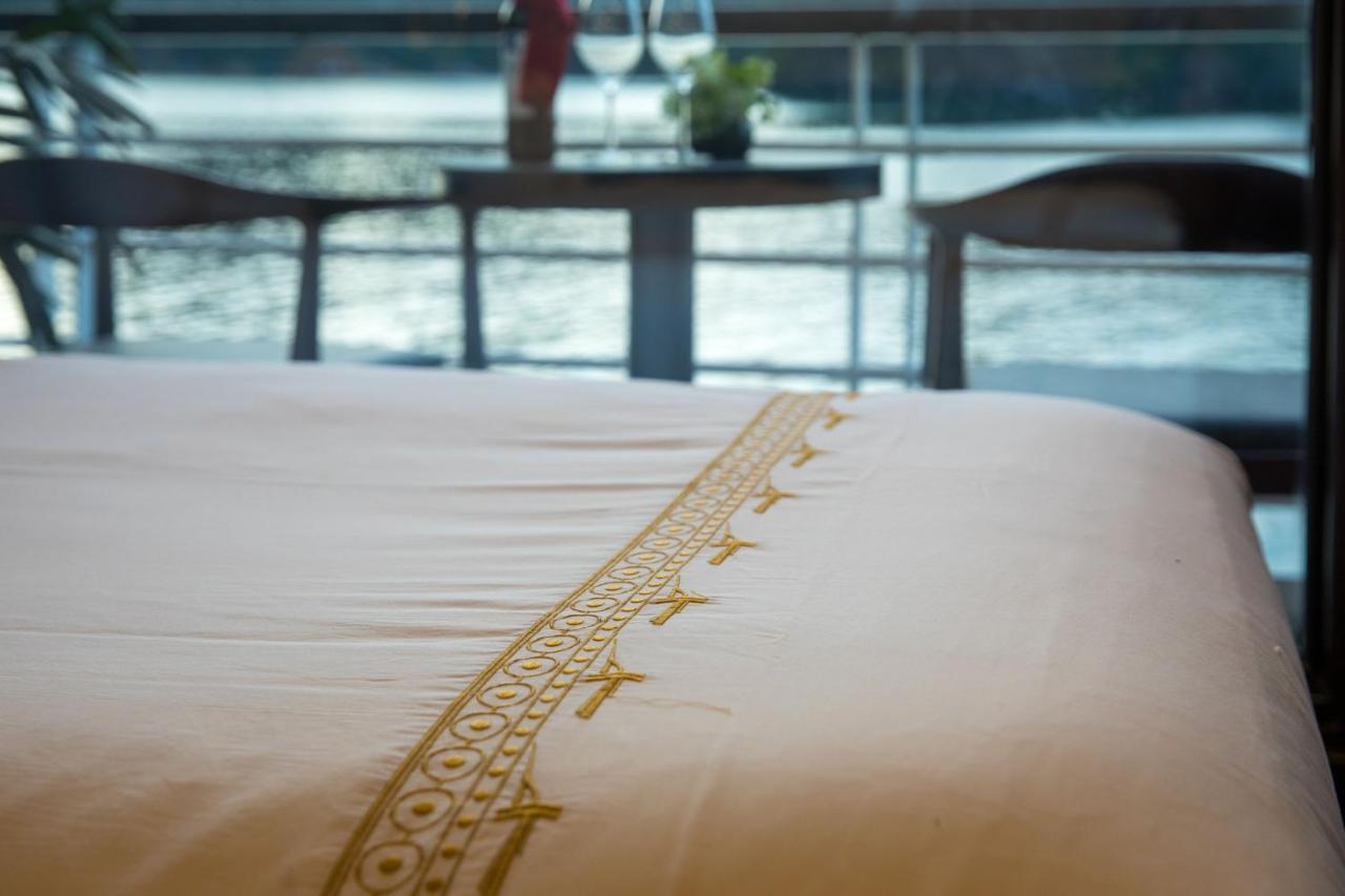V'Spirit Cruise Hotel Hạ Long Ngoại thất bức ảnh