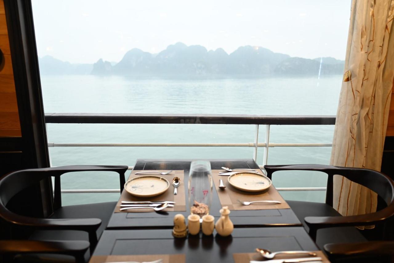 V'Spirit Cruise Hotel Hạ Long Ngoại thất bức ảnh
