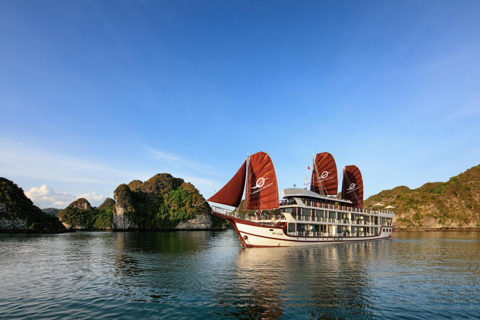 V'Spirit Cruise Hotel Hạ Long Ngoại thất bức ảnh